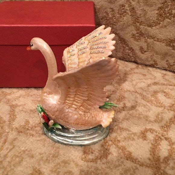 Great Gift!! Beautiful Mini Swan Bird Trinket Box Crystal Decor Easter - Picture 5 of 12